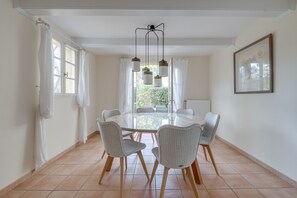 Dining - 3-BEDROOM TOWNHOUSE WITH GARDEN (N°414) (La Motte)