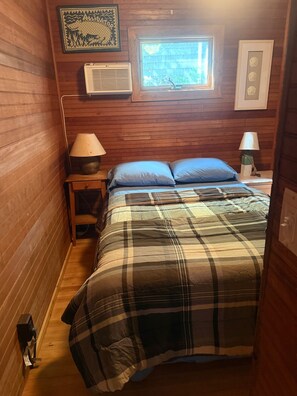 3 多间卧室、免费 WiFi、床单