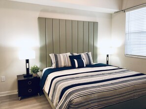 3 bedrooms, desk, iron/ironing board, travel cot - Vista Cay Reserve 3 Bed 2 Bath - close Universal/Epic /Conv Center-ALLURE (Orlando)