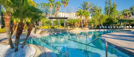 屋外プール、温水プール