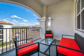 Terrace/patio - Vista Cay Reserve 3 Bed 2 Bath - close Universal/Epic /Conv Center-ALLURE (Orlando)