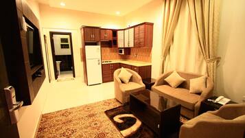 Plasma TV, fireplace, heated floors, streaming services