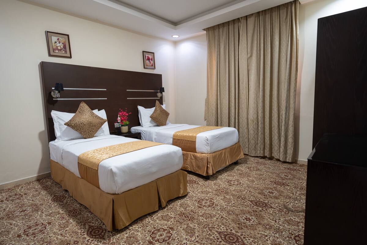 Egyptian cotton sheets, premium bedding, minibar, in-room safe