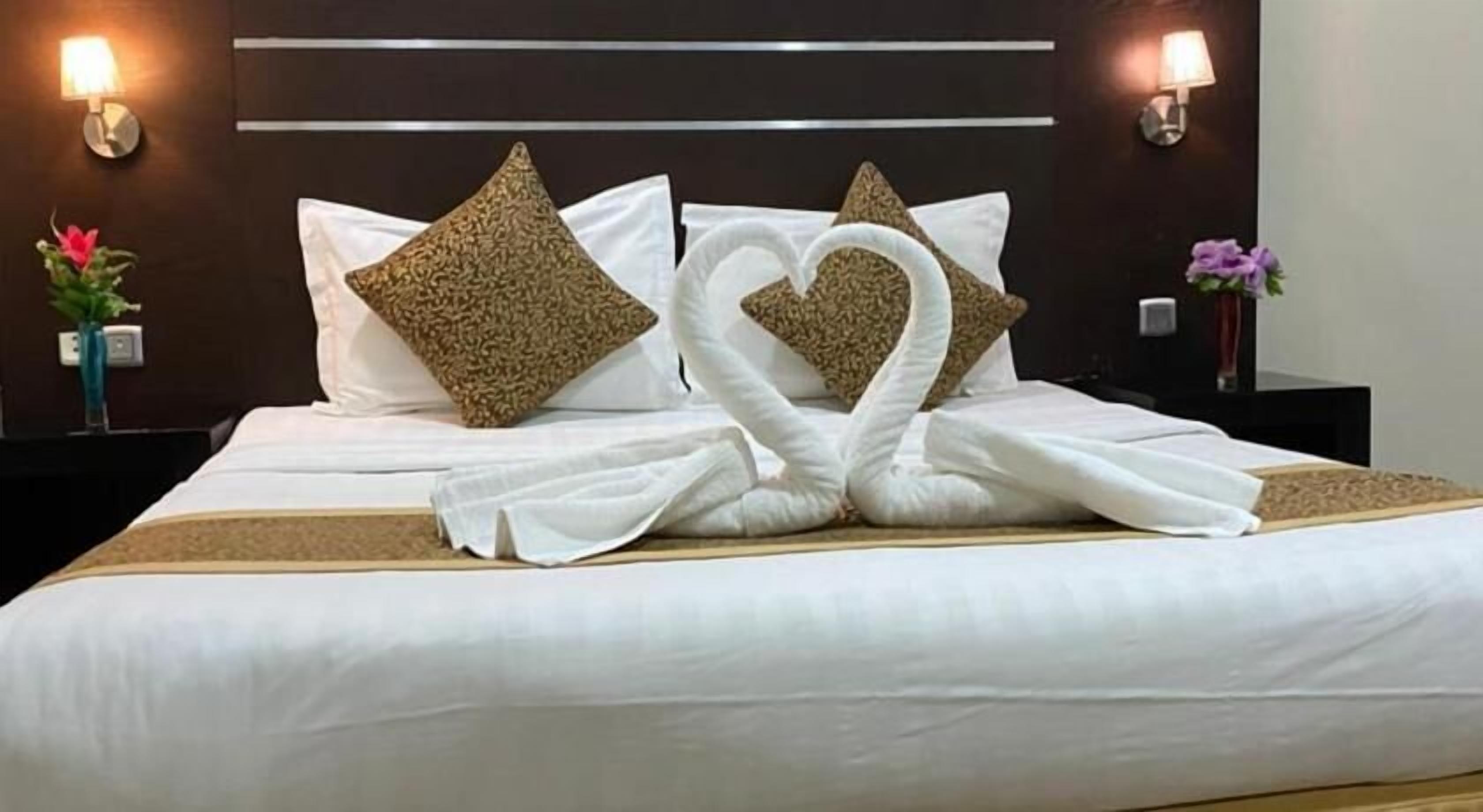 Draps en coton égyptien, literie de qualité, minibar, coffre-fort