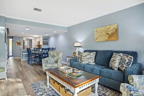 Smart TV, DVD player