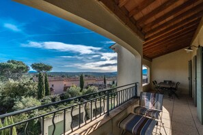 Property grounds - 2 BEDROOM APARTMENT WITH TERRACE (N°523) (La Motte)