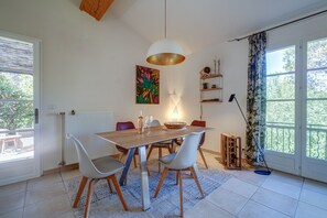 Dining - 2-BEDROOM TOWNHOUSE WITH GARDEN (N°561) (La Motte)