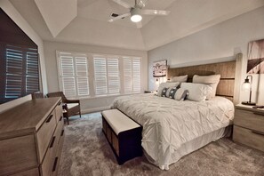 5 bedrooms, desk, free WiFi