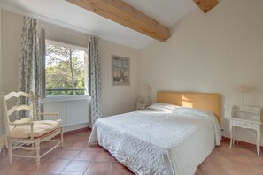 4 bedrooms, in-room safe, iron/ironing board, free WiFi - 4-BEDROOM VLLA WITH PRIVATE POOL AND GARDEN (N°342) (La Motte)