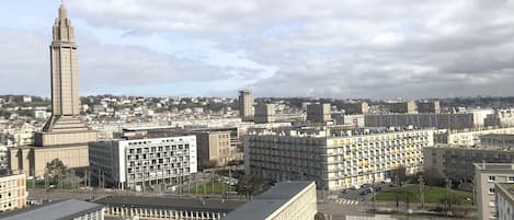 Parkplätze auf dem Gelände