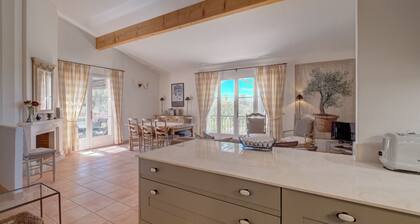 3-BEDROOM TOWNHOUSE WITH GARDEN (N°411)