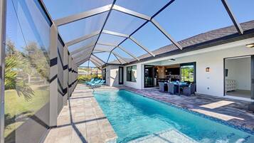 House (Blue Bayou) | Pool | Outdoor pool