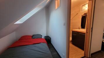 1 chambre, Wi-Fi gratuit, draps fournis