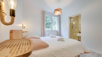 3 chambres, fer et planche Ă repasser, Wi-Fi gratuit, draps fournis