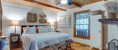 2 Schlafzimmer, Schreibtisch, Bügeleisen/Bügelbrett, kostenloses WLAN