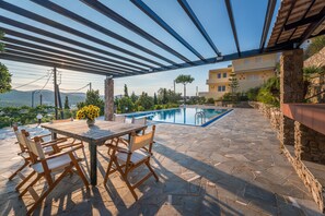 Outdoor pool - Villa Adamite (2 bedrooms) (Lavrio)
