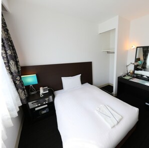 1 chambre, bureau, fer et planche à repasser, accès au Wi-Fi (inclus)