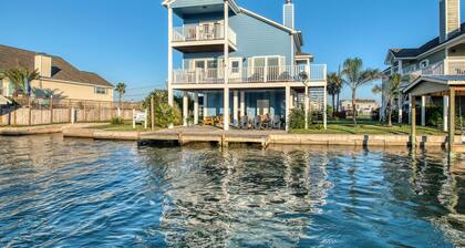 Coastal Class Waterfront - "Your Home away from Home"