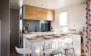 Refrigerador, microondas, parrilla de estufa y lavavajillas 