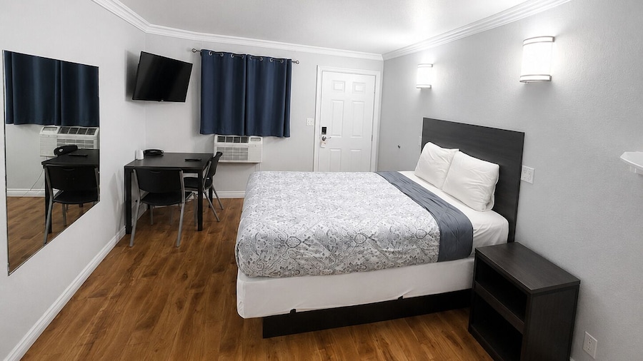 Seaway Motel