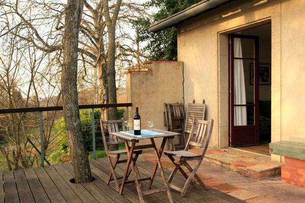 Outdoor dining - Country estate 21 rooms - Pyrenees view (Saint-Félix-de-Tournegat)