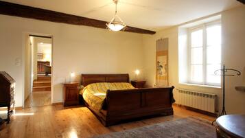 20 室のベッドルーム、WiFi、ベッドシーツ