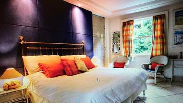 6 bedrooms, WiFi