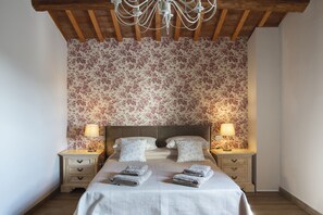 2 bedrooms, desk, iron/ironing board, free WiFi - Il Fienile (Pontassieve)