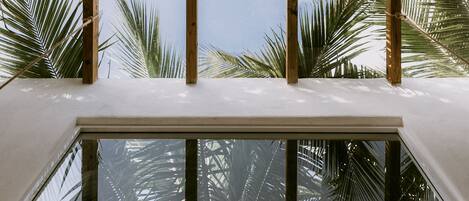 تفاصيل الفندق من الخارج