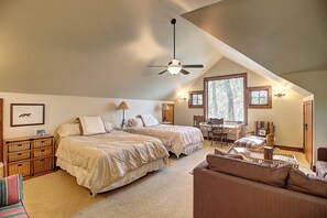 3 chambres, bureau, Wi-Fi gratuit, draps fournis