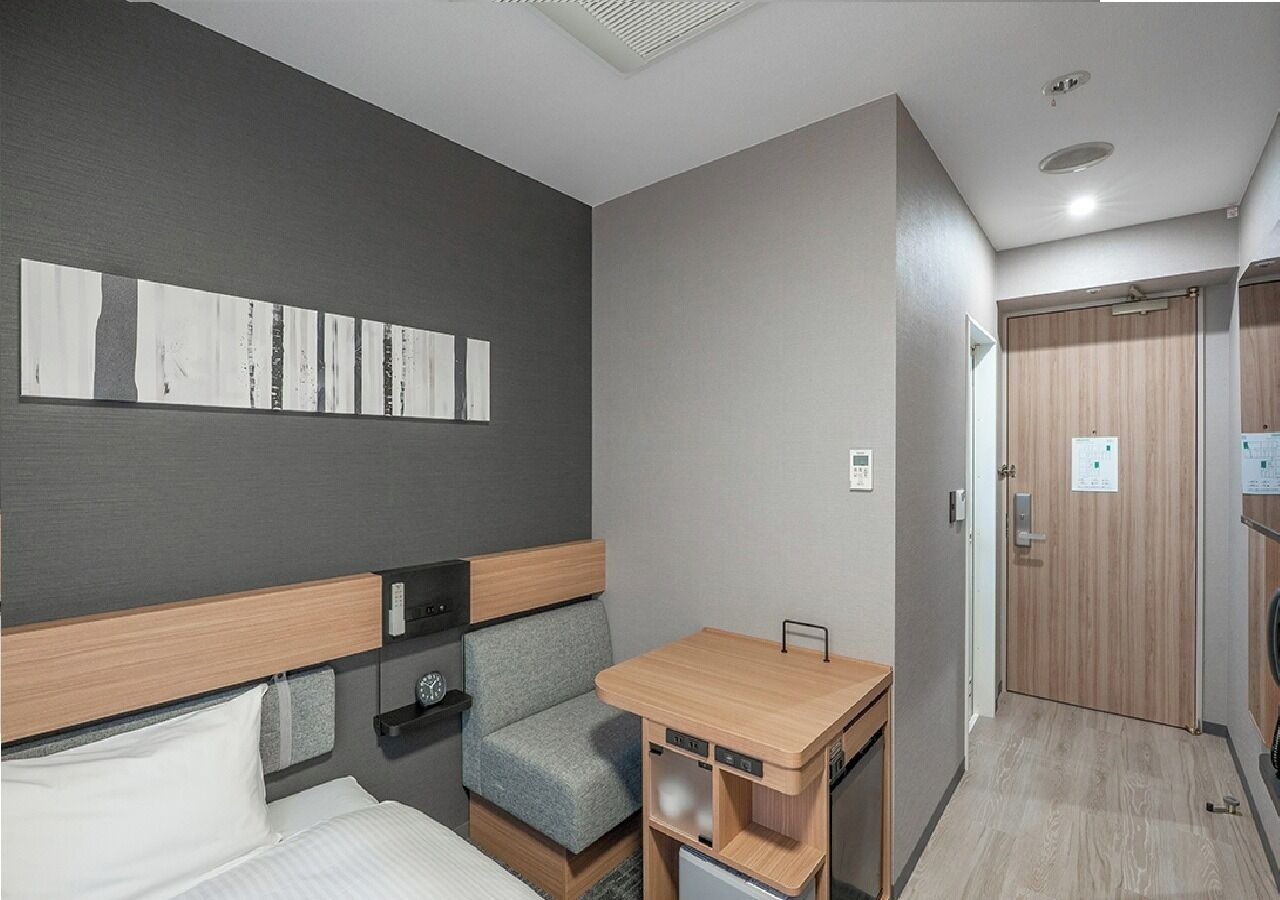 1 dormitorio, escritorio, wifi gratis y ropa de cama