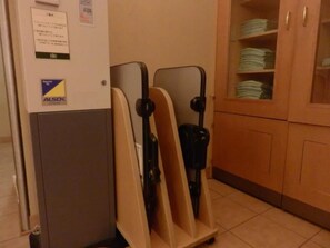 المنشأة من الداخل