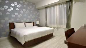 1 bedroom, desk, iron/ironing board, free WiFi