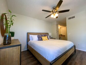 3 bedrooms, iron/ironing board, travel cot, free WiFi