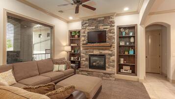 TV, fireplace, DVD player, stereo