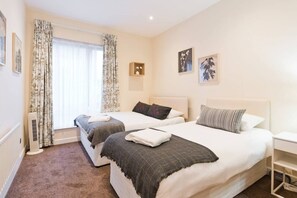 Apartment | 2 bedrooms, iron/ironing board, free WiFi, bed sheets