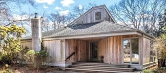 MID CENTURY ARCHITECTURAL NATURE SANCTUARY