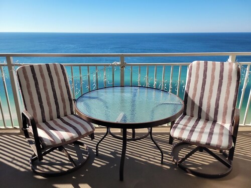 ☀️ ☀️ BEACH FRONT - BOOKING SPRING & SUMMER - BEACH CHAIR SERVICE INCLD☀️ ☀️