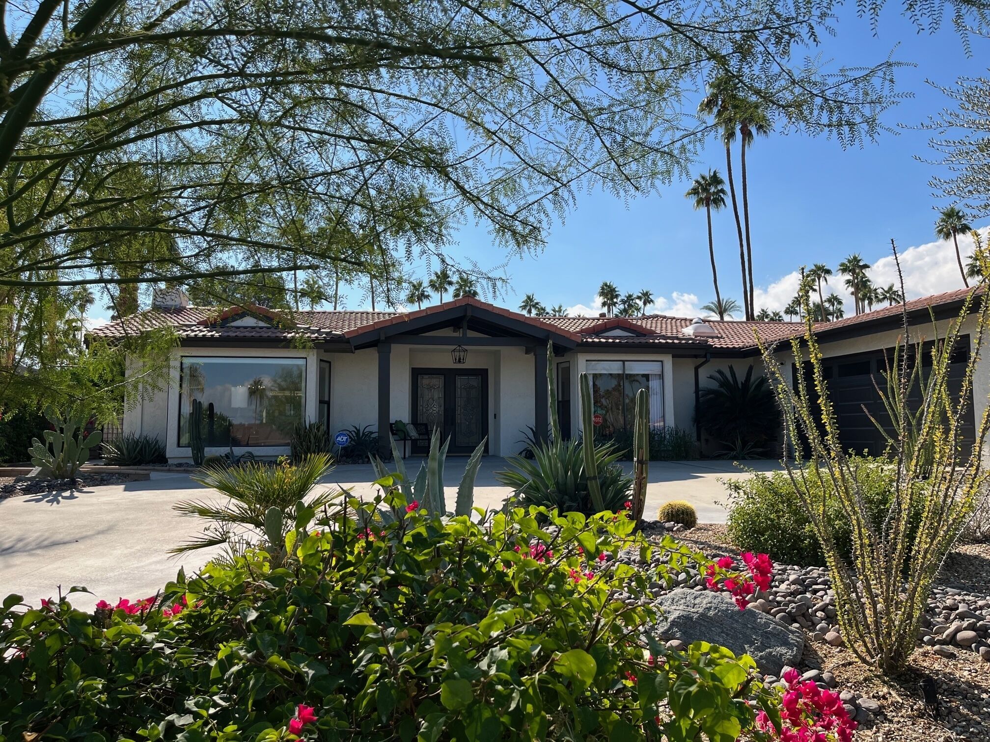 Designer Home.  Near El Paseo and Living Desert. Views...Private Pool...Lovely.