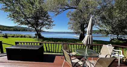 Cozy three bedroom cottage on Lake Canadarago