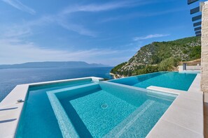 Outdoor pool, a heated pool - VILLA SEAVIEW - DUBA (Slivno Ravno)
