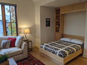 1 dormitorio, tabla de planchar con plancha, wifi gratis y ropa de cama