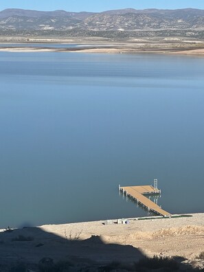 Beach nearby, sun loungers, beach towels