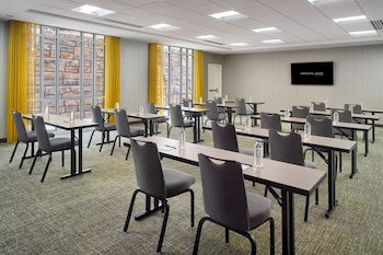 Meeting space at SpringHill Suites by Marriott Atlanta Northwest