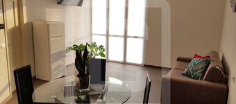 Yelay Apartments & Holiday Lago di Garda - Two-Rooms Apartment Balcony