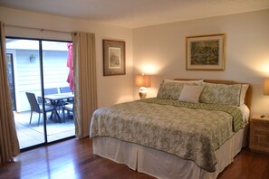 3 habitaciones, escritorio, tabla de planchar con plancha y wifi gratis 