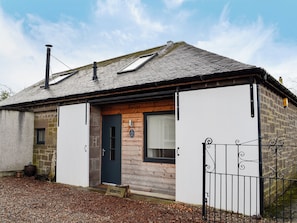 Exterior - 2 bedroom accommodation in Edzell, near Brechin (Edzell, near Brechin)