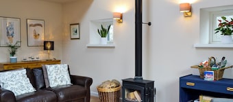 2 bedroom accommodation in Edzell, near Brechin