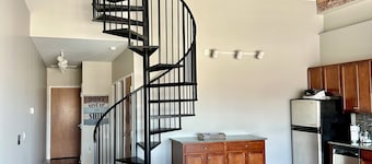 Sparkling clean, family friendly condo right on the water! Cedar Point View!
