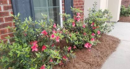 Villa 4, spacious townhouse in Tickfaw, LA